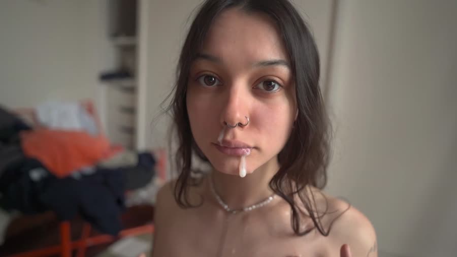Coconeyx Receives A Cumshot On Her Face