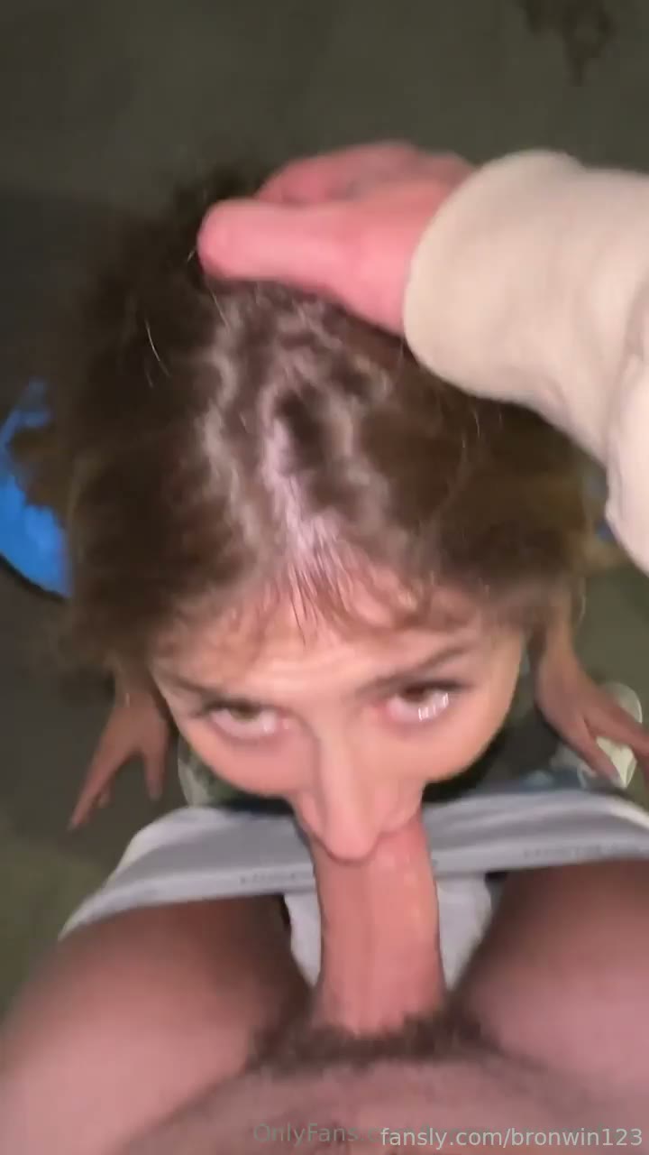 Bronwin Aurora - Fucking A Hot Customer At Walmart