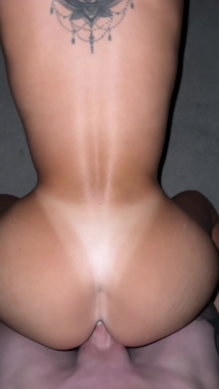 Mayawilder - Doggy with Huge Facial