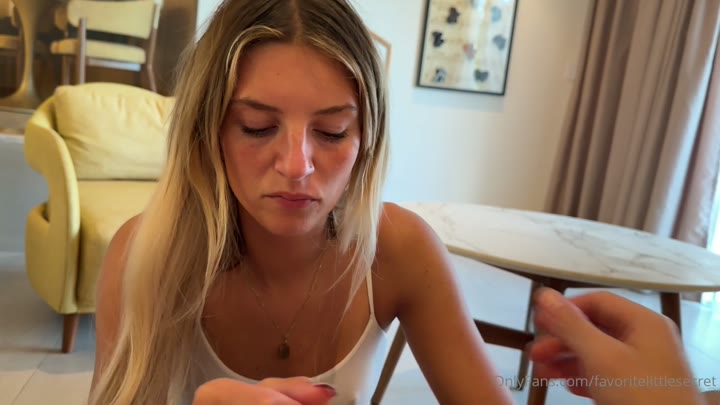 ambergriz - Vacation Blowjob and Sextape